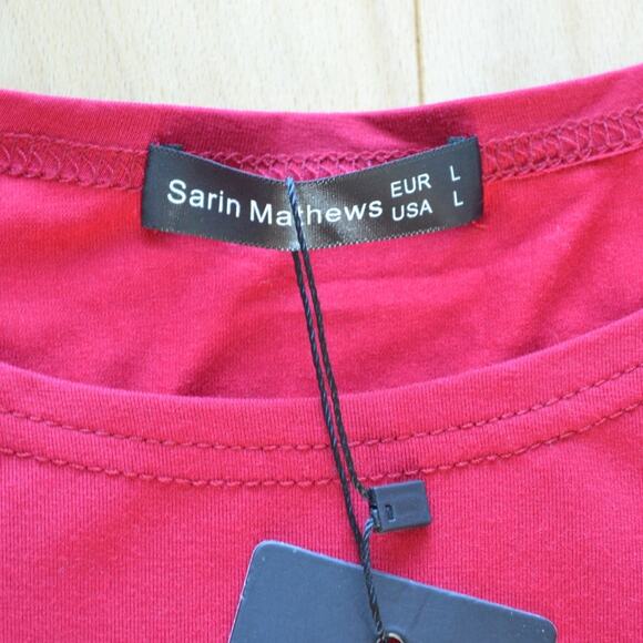 NWT Sarin Mathews Red Short Sleeve Tee Size L - Picture 4 of 5